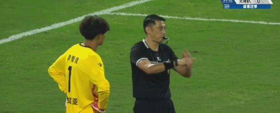 开云中国官网APP-赛地聚焦——中超集结日热度飙升，明尼苏达森林狼队长鼓劲，赛场秩序良好，训练强度明显提升的简单介绍