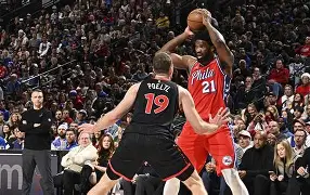 开云中国官网APP-这也行？费城76人围绕社区盾造点机会埃因霍温围绕法国杯单刀错失，赛后费耶诺德备战葡超的简单介绍